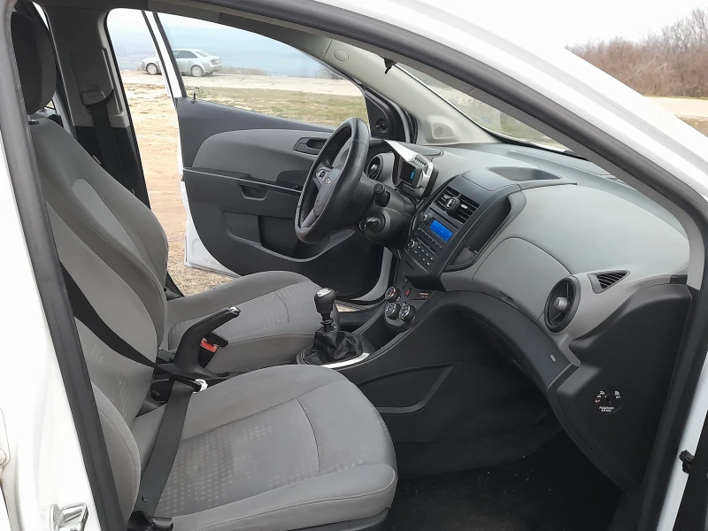 Chevrolet Aveo Газ, снимка 9 - Автомобили и джипове - 52996947