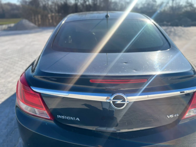 Opel Insignia лимузина, снимка 5 - Автомобили и джипове - 52805804