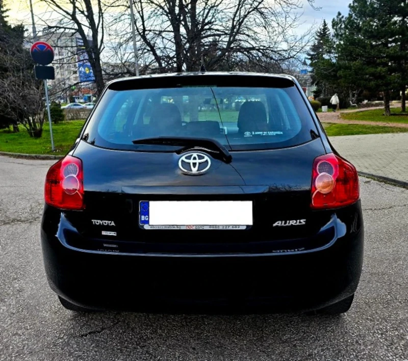 Toyota Auris 1.4 D-4D Automatic 90 к.с., снимка 8 - Автомобили и джипове - 52998962