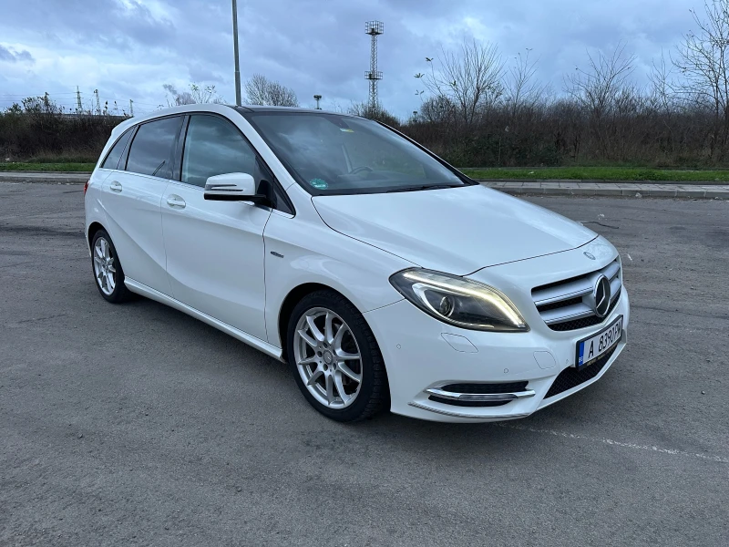 Mercedes-Benz B 200 CDI, снимка 2 - Автомобили и джипове - 53005005