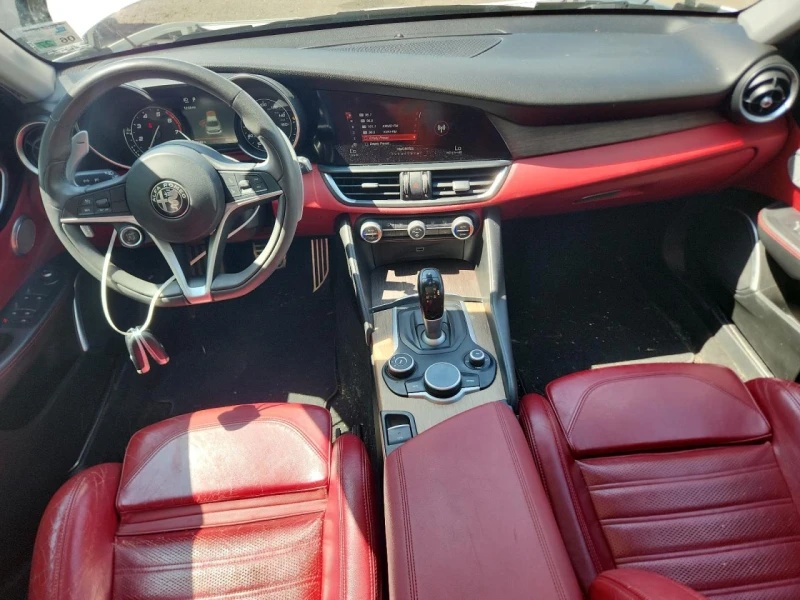 Alfa Romeo Giulia 2017 ALFA ROMEO GIULIA TI, снимка 9 - Автомобили и джипове - 53211620