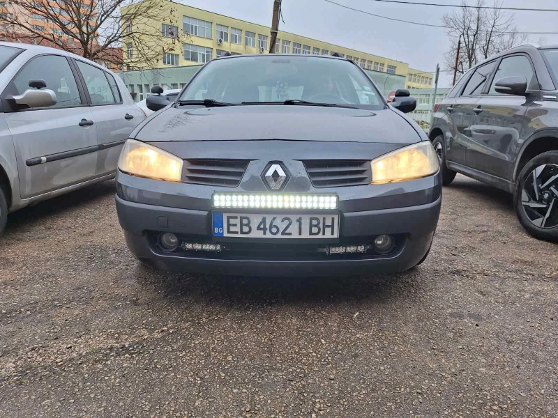 Renault Megane 2, снимка 12 - Автомобили и джипове - 53296183