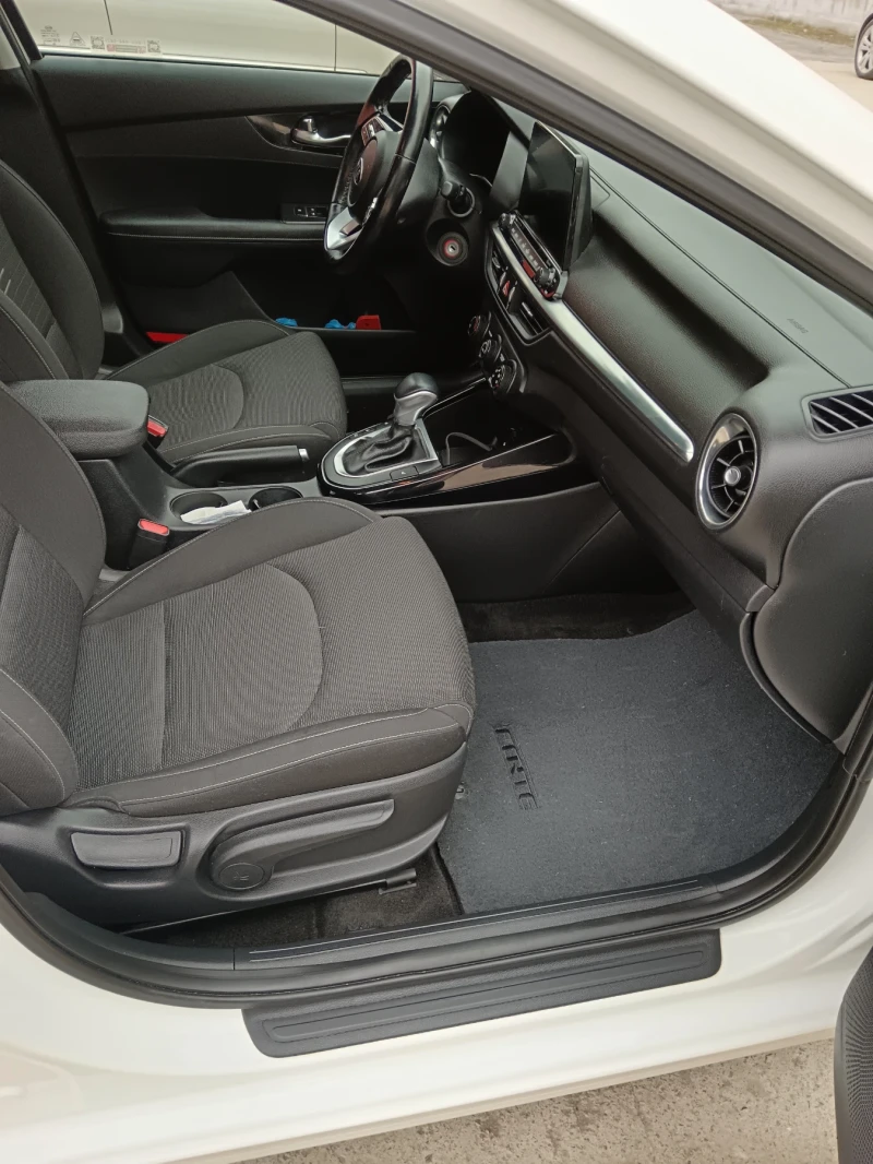 Kia Ceed Forte K5 LPG , снимка 15 - Автомобили и джипове - 53477830