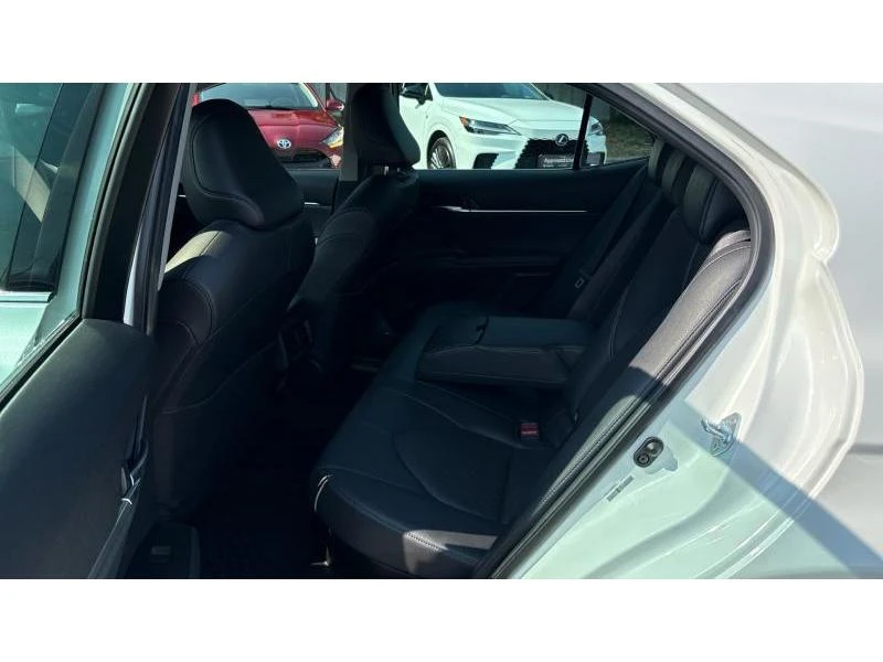 Toyota Camry 2.5HSD ELEGANCE, снимка 11 - Автомобили и джипове - 55440504