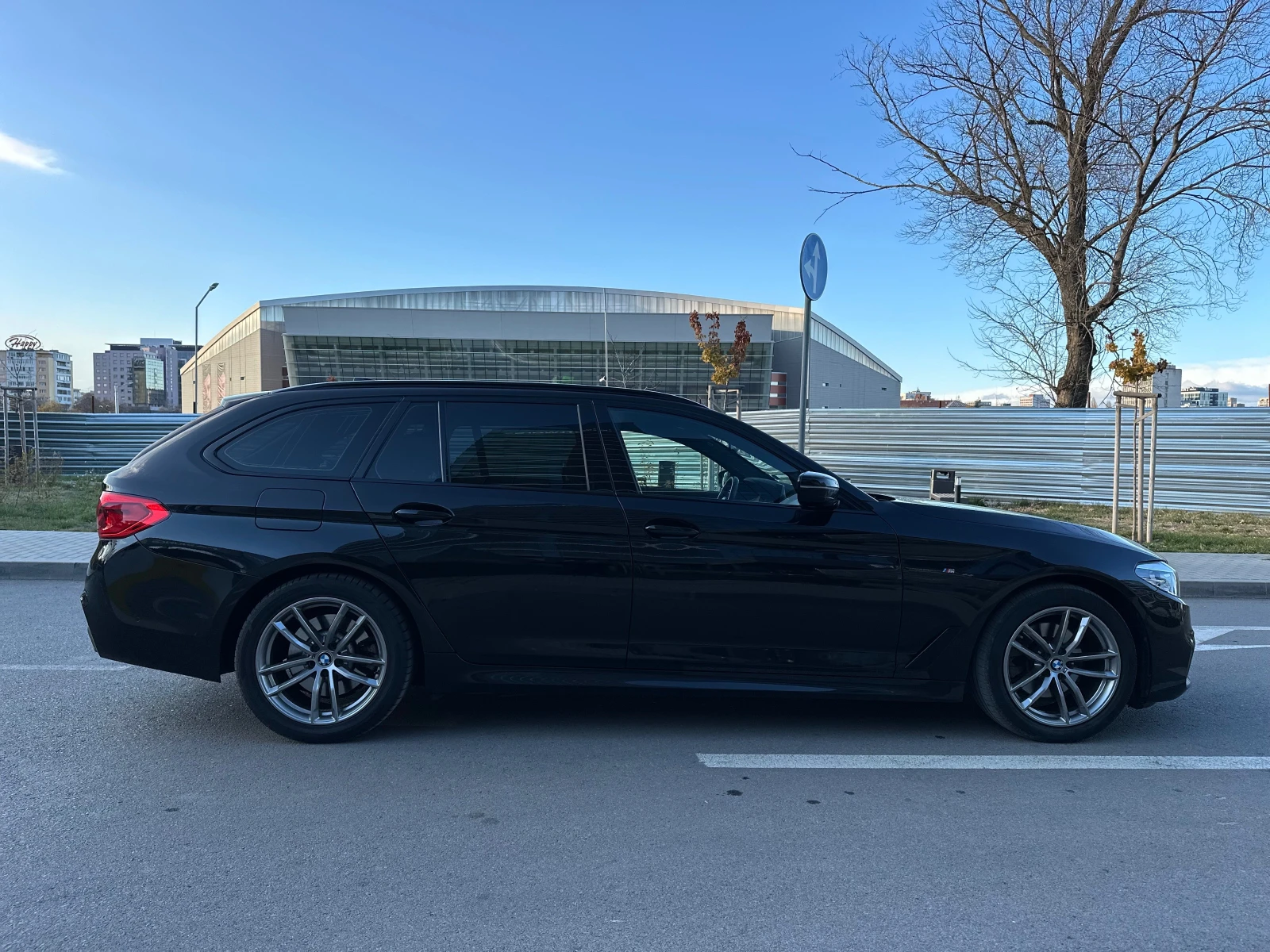 BMW 520 d M Sports Package/Shadow Line - изображение 4