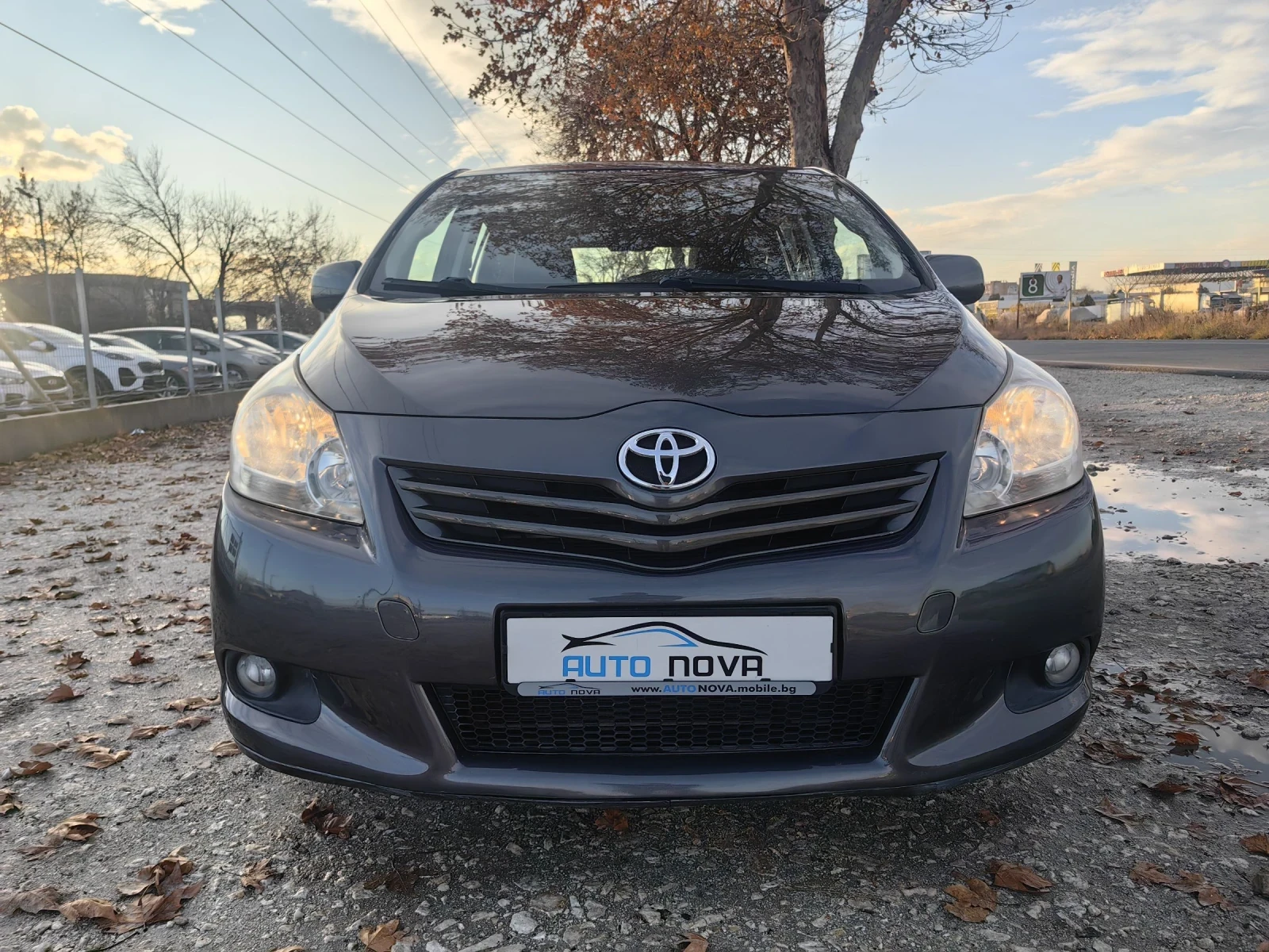 Toyota Verso 2.2 150 К.С. ДИЗЕЛ!АВТОМАТ! КАТО НОВА  - изображение 2