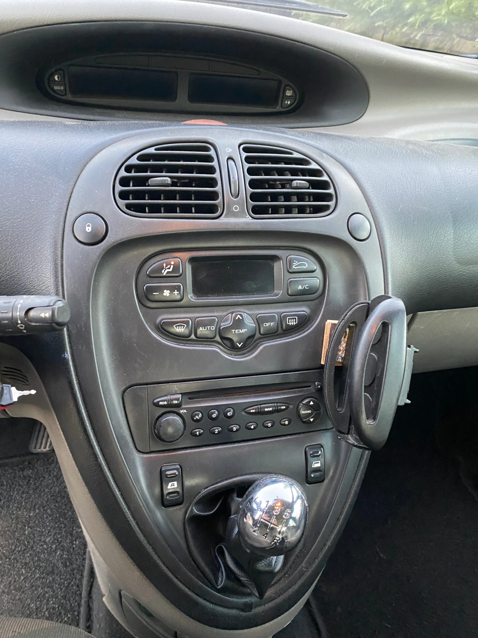 Citroen Xsara picasso 1.8i - изображение 9