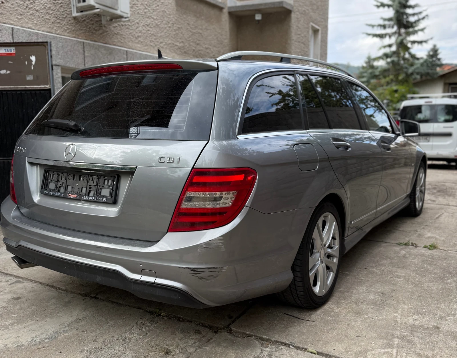 Mercedes-Benz C 220  - изображение 3