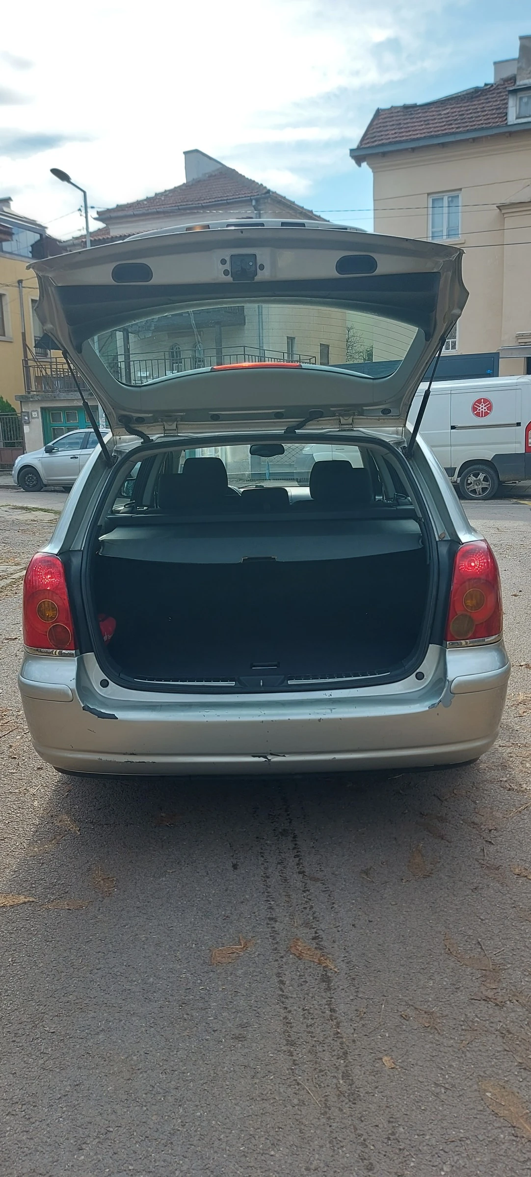 Toyota Avensis  - изображение 6