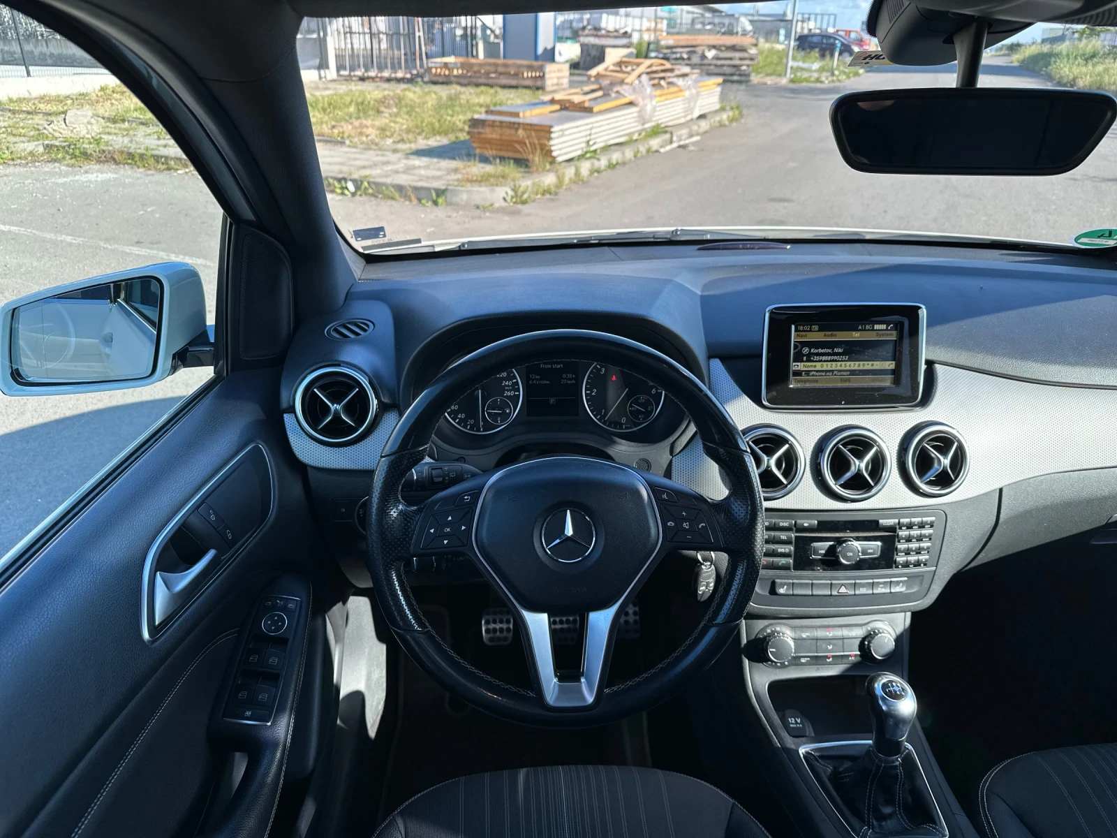 Mercedes-Benz B 200 CDI, снимка 10 - Автомобили и джипове - 54867450