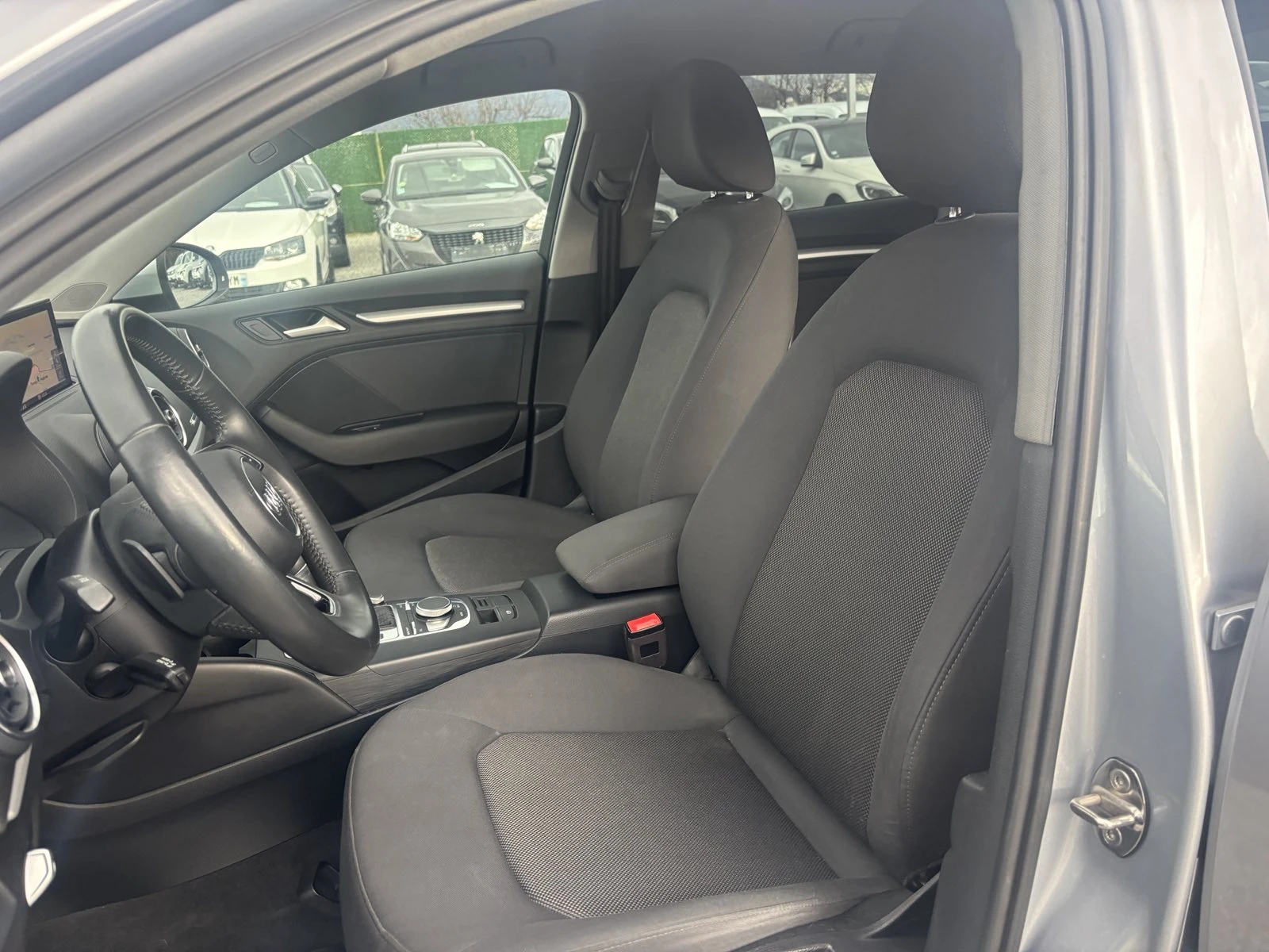 Audi A3 1.6 , Euro 6, Automatic 100 890 km Нов Внос - изображение 10