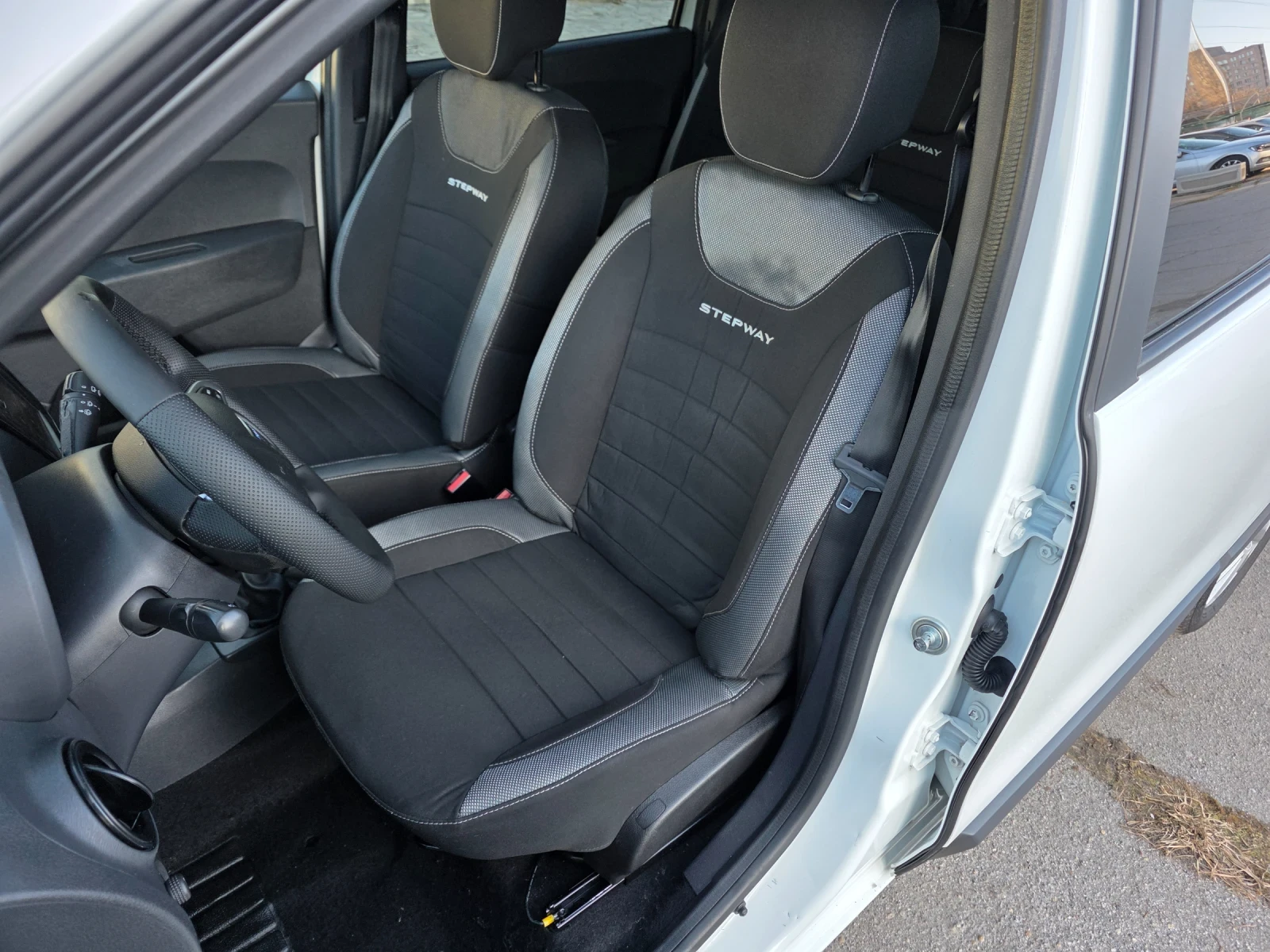 Dacia Lodgy STEPWAY 1.5 DCI 115k.c ITALIA EURO 6D   - изображение 10