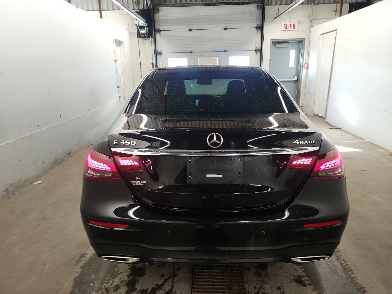 Mercedes-Benz E 350 360| PANO| DISTRONIC| 2 KEYS| CARFAX|  - изображение 6