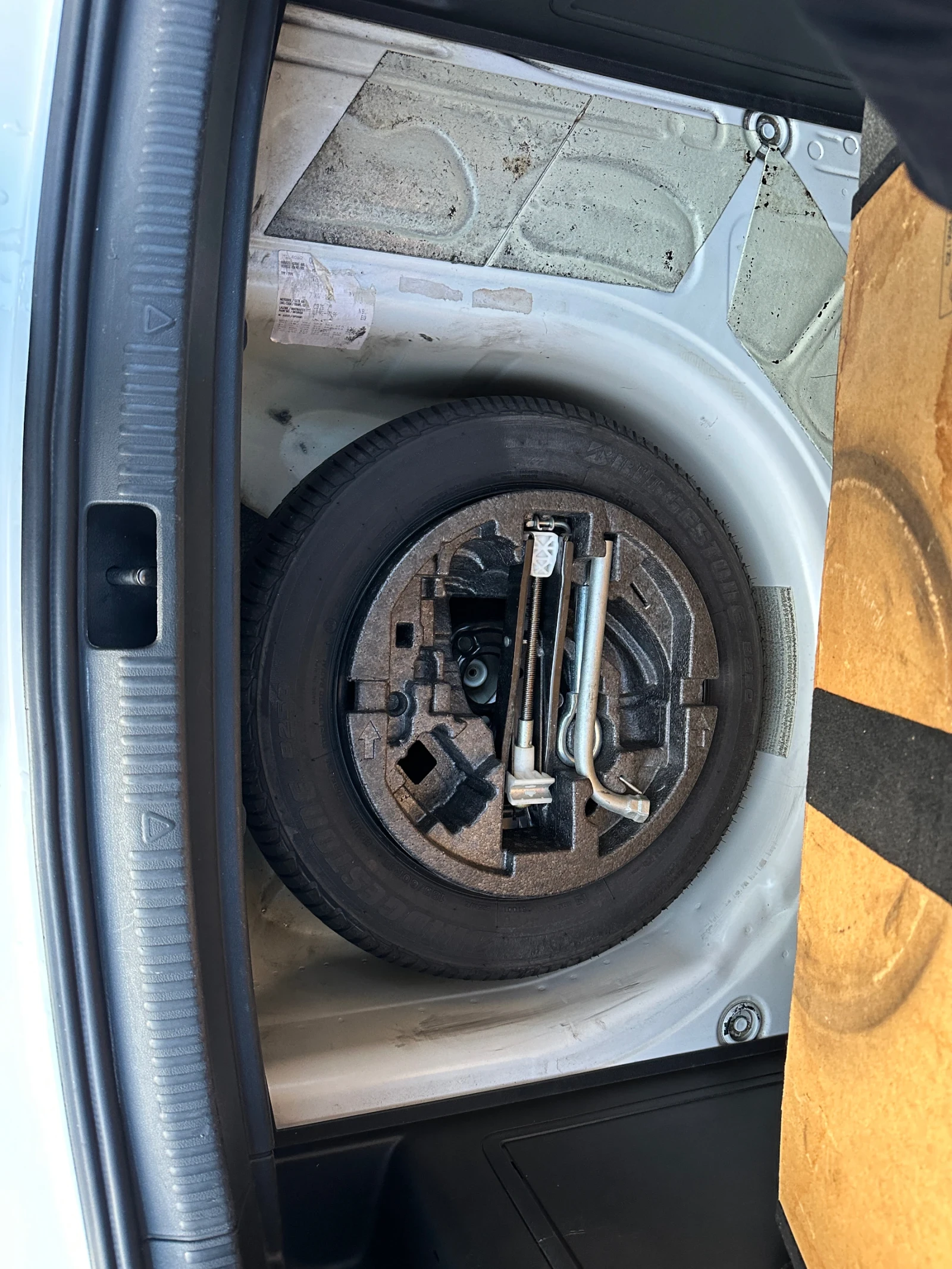 Skoda Rapid 1.2TSI/105 | Mobile.bg � ����������� 14