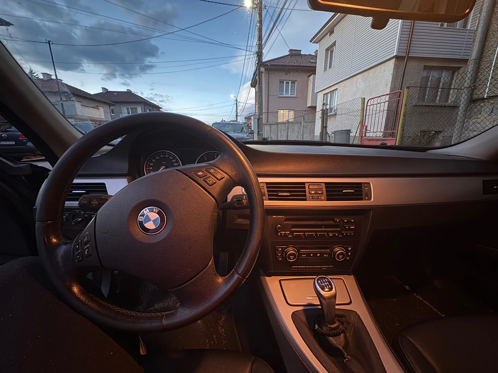 BMW 320, снимка 8 - Автомобили и джипове - 53955066