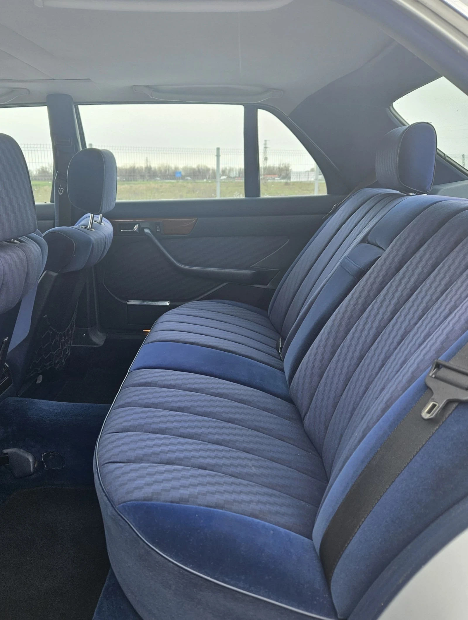 Mercedes-Benz 126 Дълга база , снимка 15 - Автомобили и джипове - 53956919