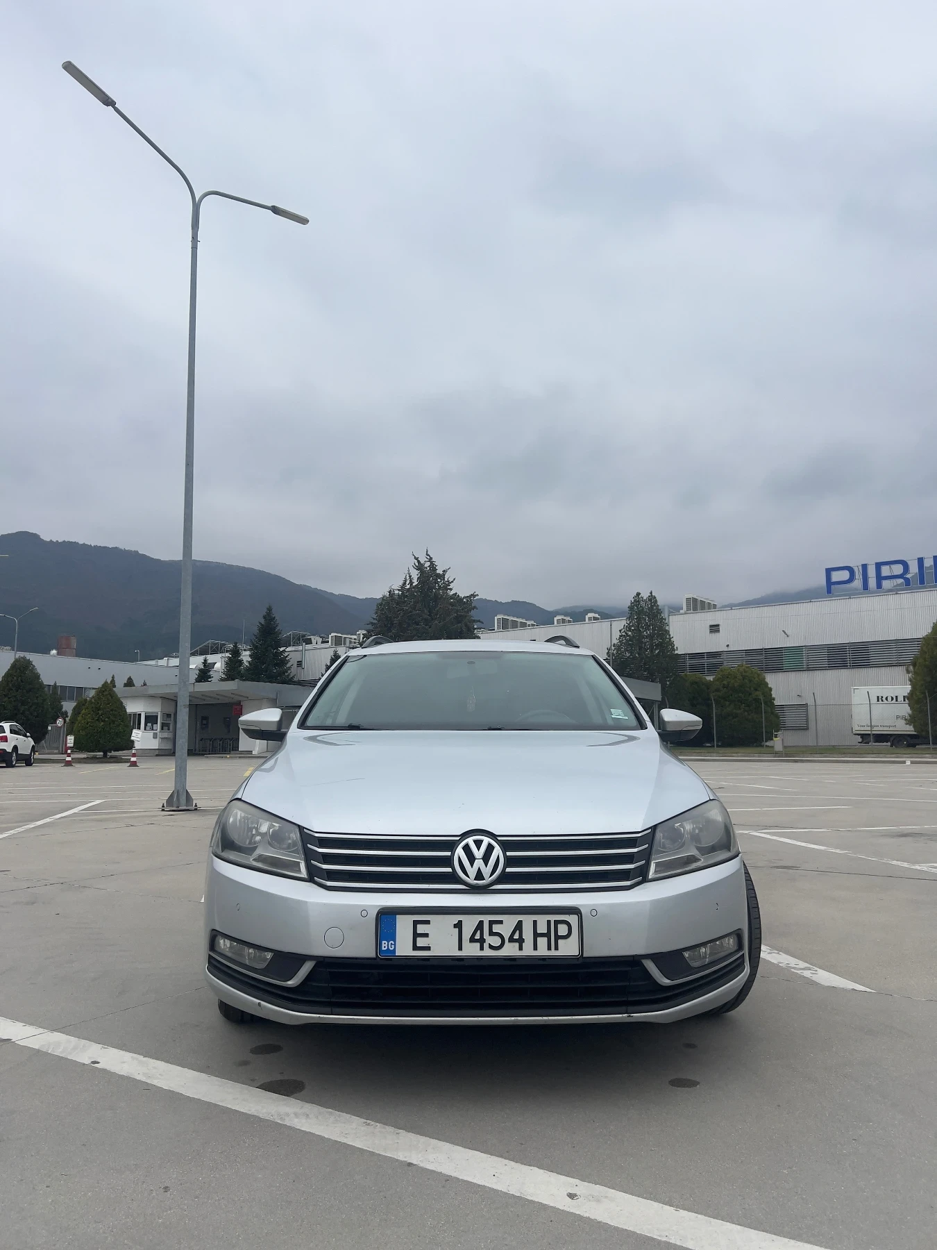 VW Passat 2.0, снимка 2 - Автомобили и джипове - 54186078