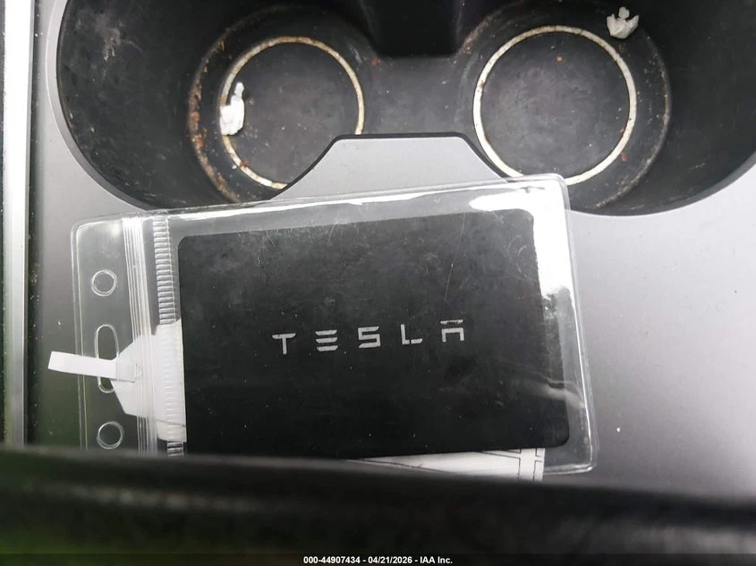 Tesla Model 3 Rear-Wheel Drive, снимка 11 - Автомобили и джипове - 54422853