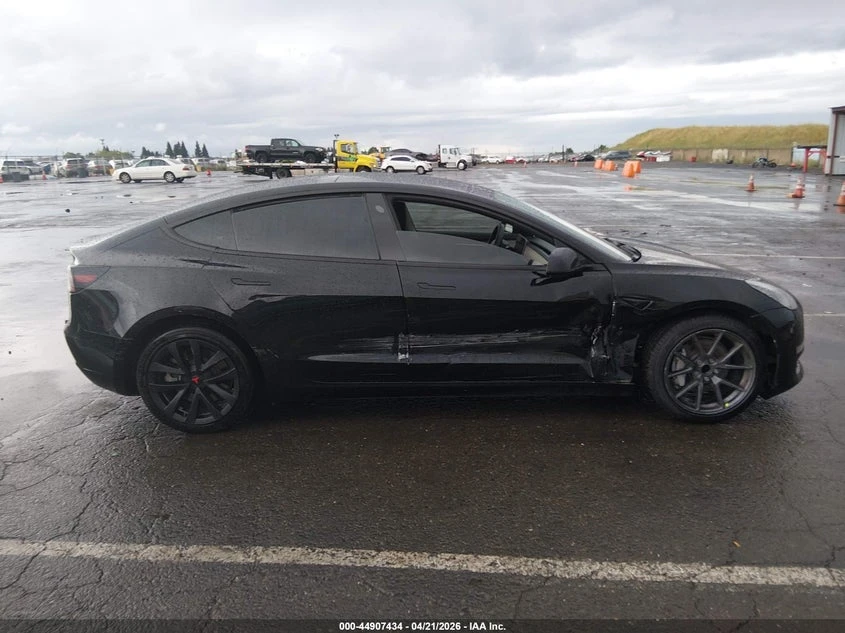 Tesla Model 3 Rear-Wheel Drive, снимка 13 - Автомобили и джипове - 54422853