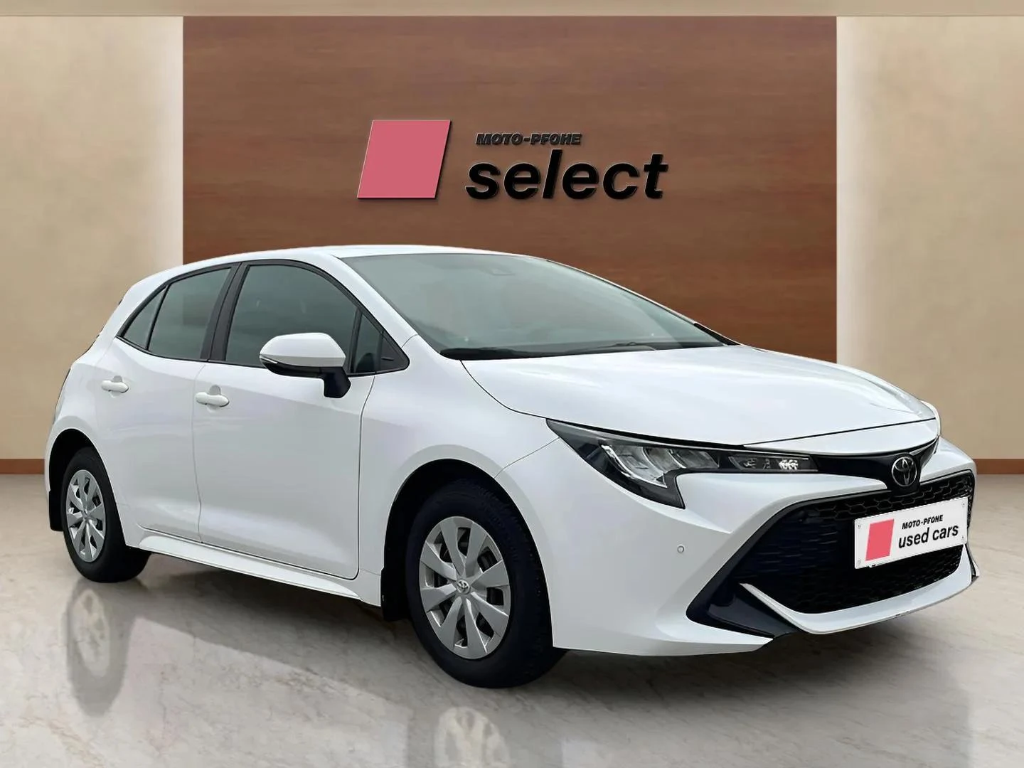 Toyota Corolla 1.2 I, снимка 15 - Автомобили и джипове - 54540814
