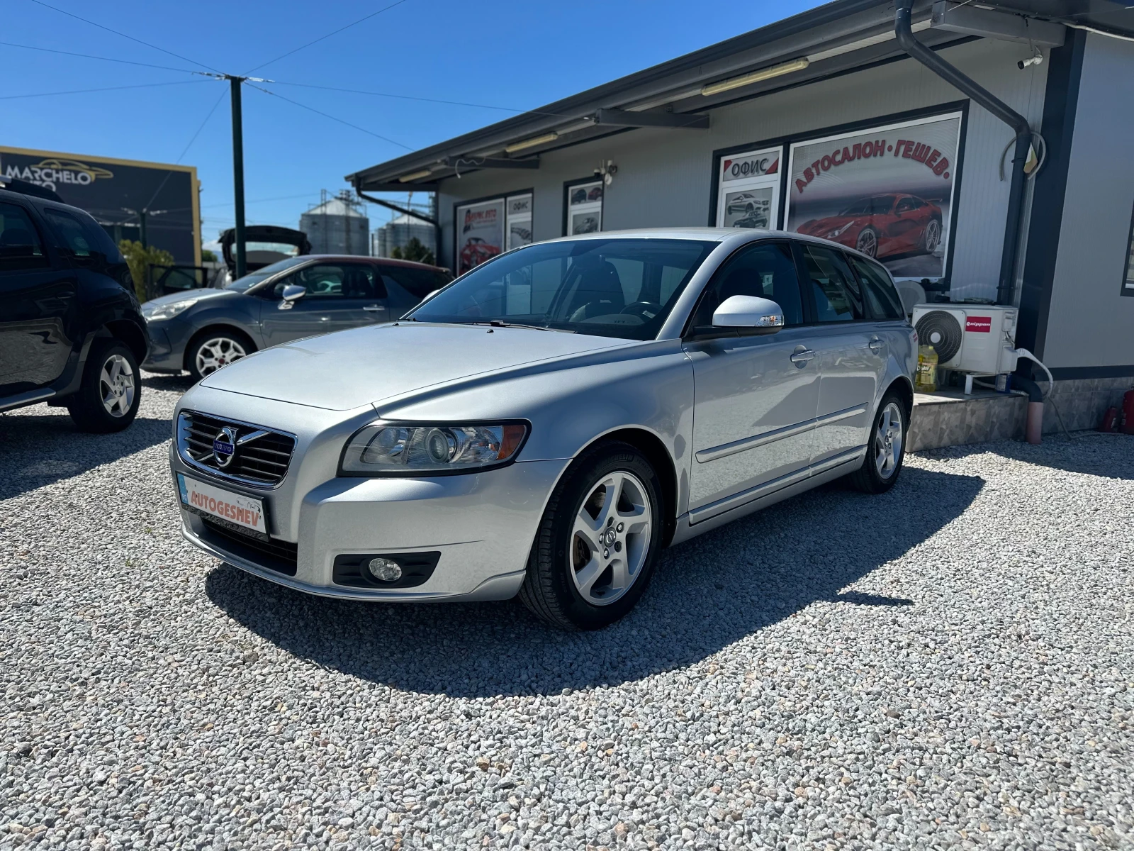 Volvo V50 1.6D* D2, снимка 2 - Автомобили и джипове - 54554689
