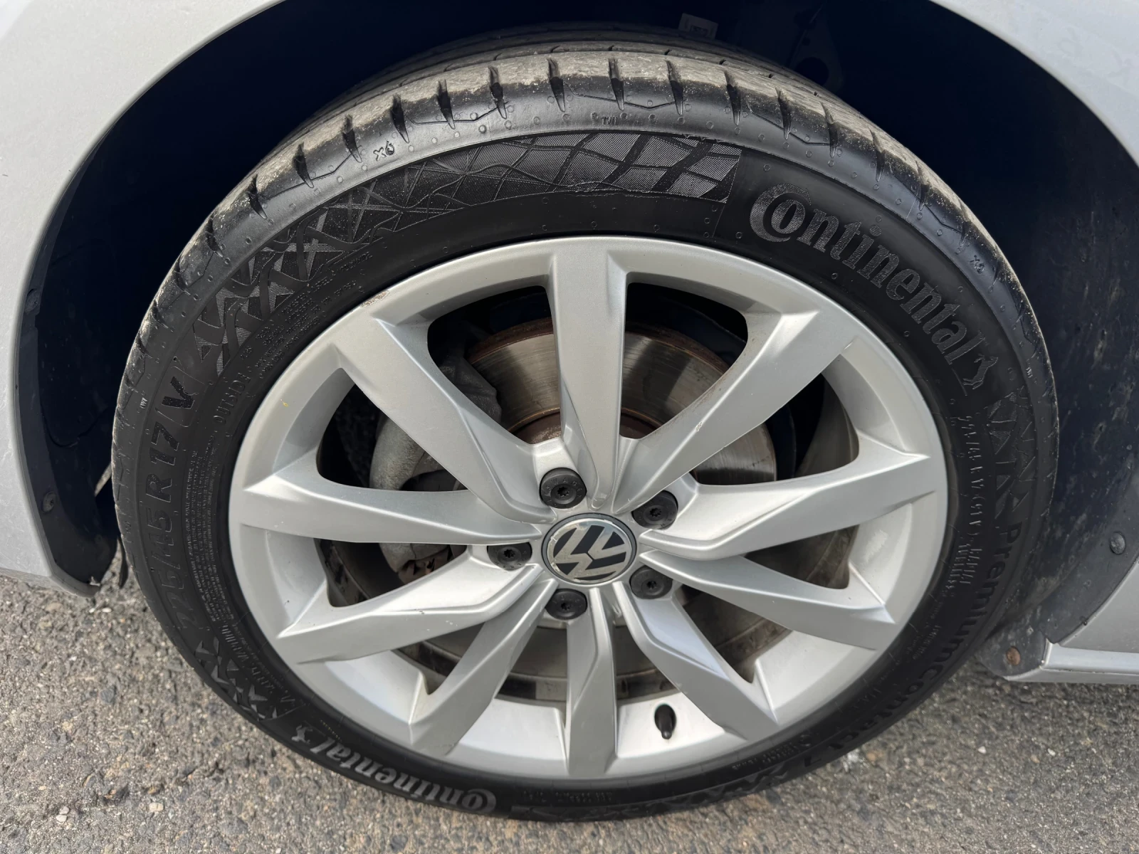 VW Golf 2.0TDI* DSG* Highline* 40years, снимка 17 - Автомобили и джипове - 54635015