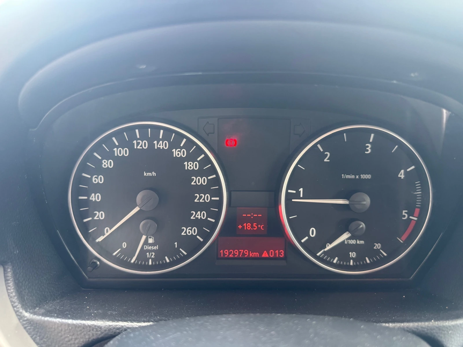 BMW 320, снимка 13 - Автомобили и джипове - 54673926