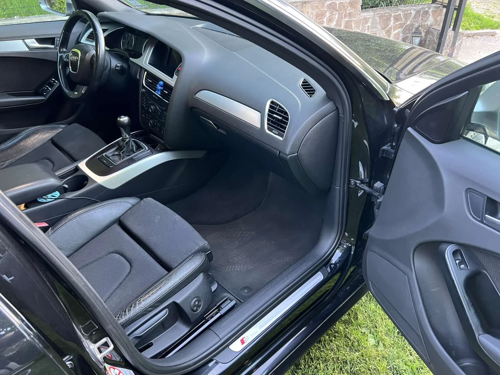 Audi A4 S-Line 2.0 TDI 170HP, снимка 8 - Автомобили и джипове - 54716130