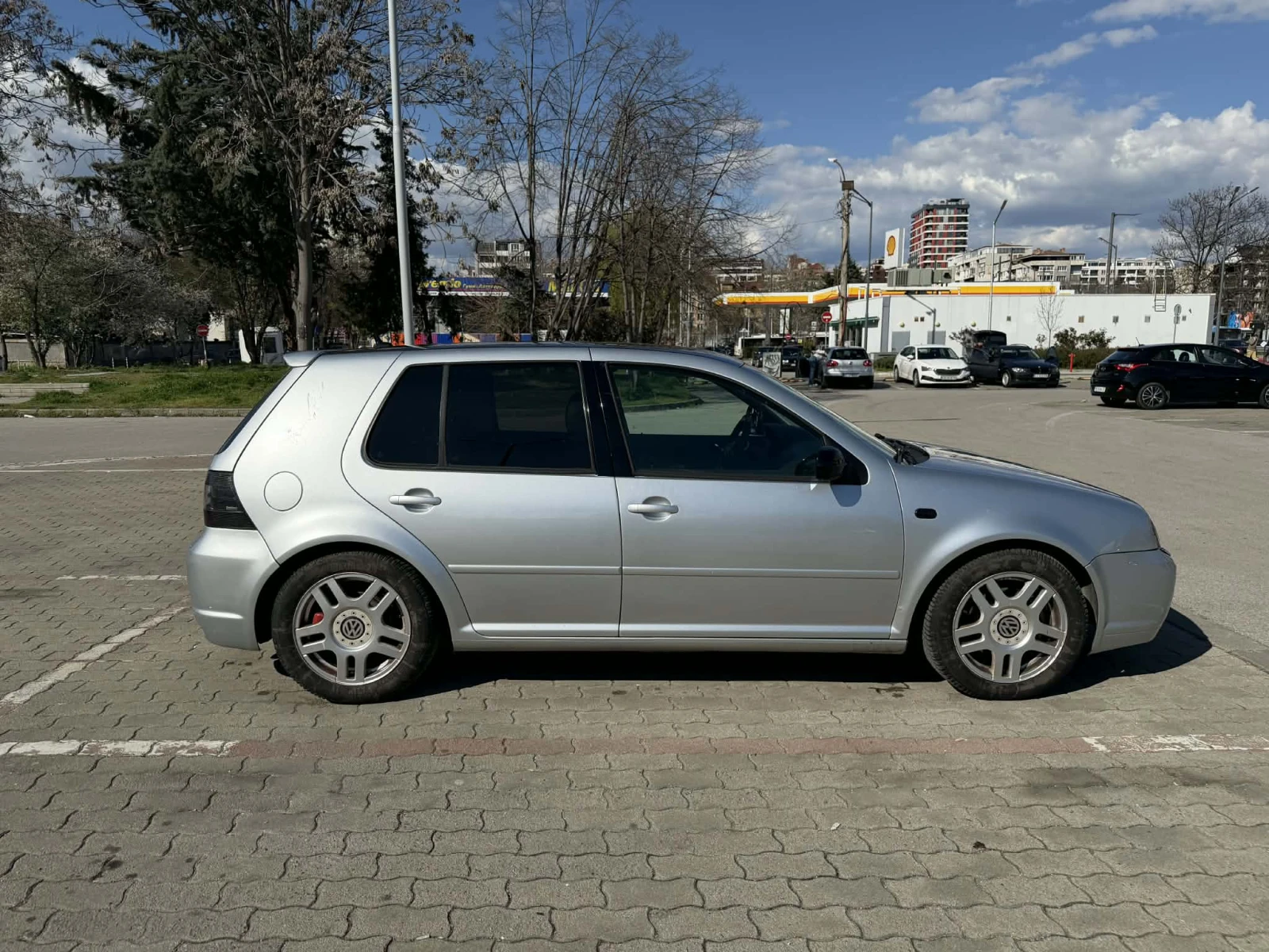 VW Golf 1.8T GTI Exclusive 6 скорости, снимка 9 - Автомобили и джипове - 55133262