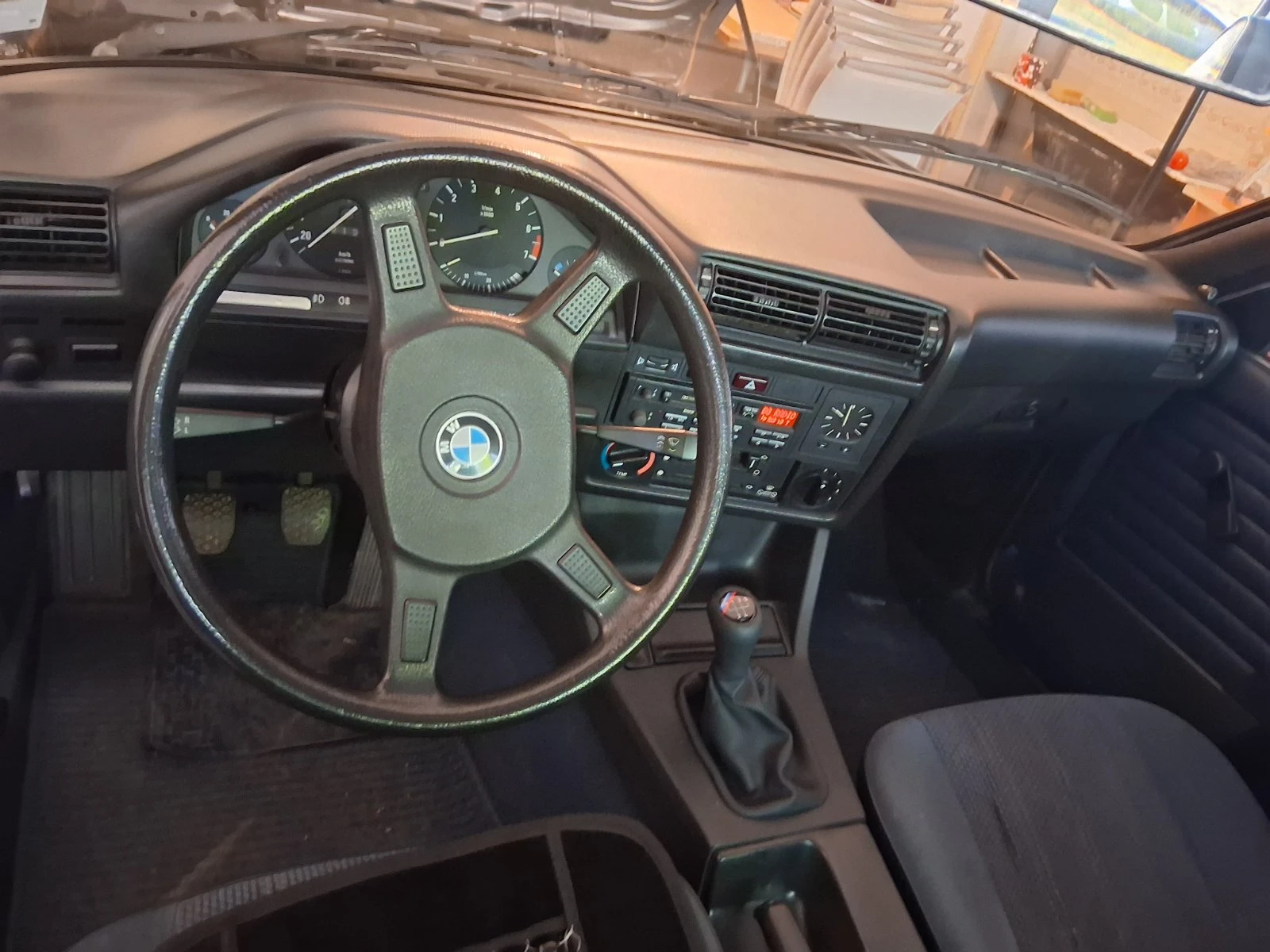 BMW 318 e30, снимка 4 - Автомобили и джипове - 55439522