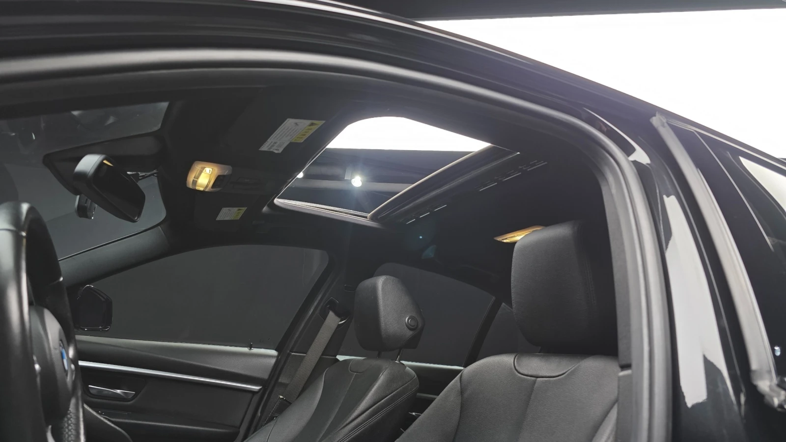 BMW 320 d* M SPORT SHADOW* DIGITAL COCKPIT* HEAD UP* FULL*, снимка 13 - Автомобили и джипове - 55655419