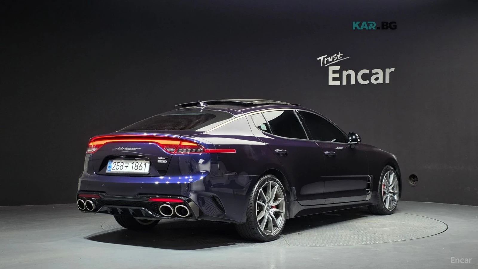 Kia Stinger 3.3 GT Masters AWD* DISTRONIC* ХЕДЪП* 360* ПАНО* , снимка 3 - Автомобили и джипове - 55989660