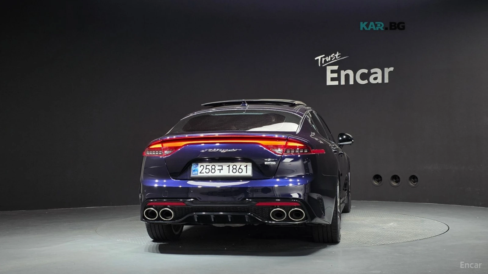Kia Stinger 3.3 GT Masters AWD* DISTRONIC* ХЕДЪП* 360* ПАНО* , снимка 4 - Автомобили и джипове - 55989660