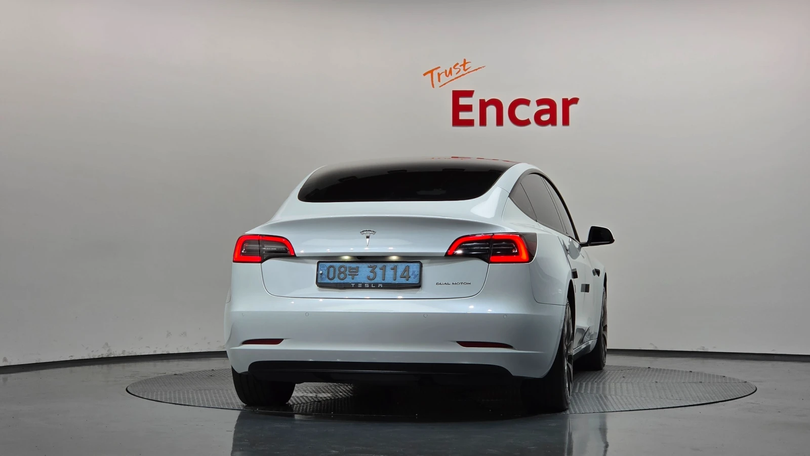 Tesla Model 3 AWD* ������ ���� �� ����� | Mobile.bg � ����������� 4