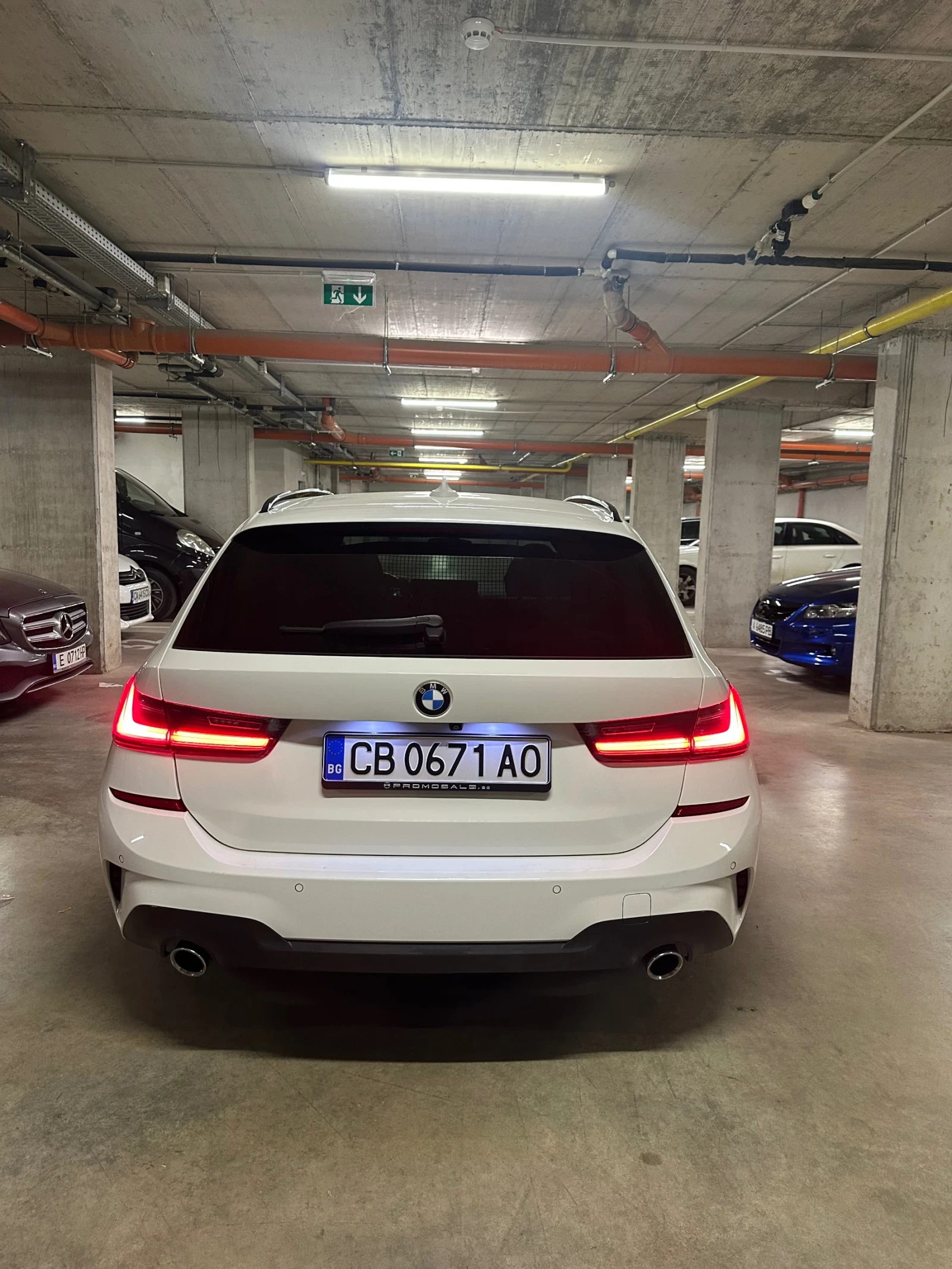 BMW 320 M BLACK SHADOW Xdrive FULL, снимка 3 - Автомобили и джипове - 56570627