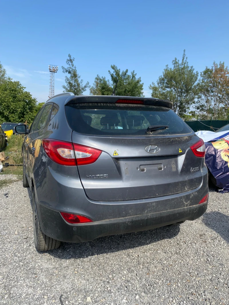 Hyundai IX35 1.6 GDI FACELIFT , снимка 4 - Автомобили и джипове - 47433911