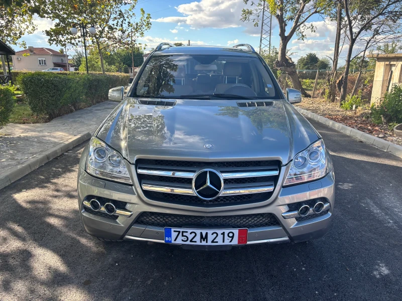 Mercedes-Benz GL 450 SUV