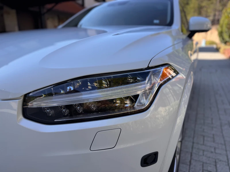 Volvo Xc90 T6, снимка 3 - Автомобили и джипове - 52535528