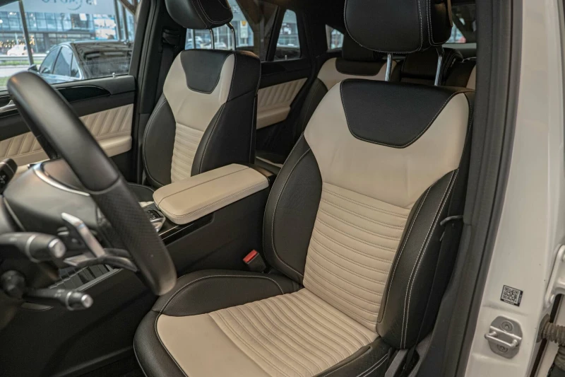 Mercedes-Benz GLE 450 AMG Coupe/4Matic/Exclusive/Harman Kardon/Distronic/Кам, снимка 10 - Автомобили и джипове - 52485237