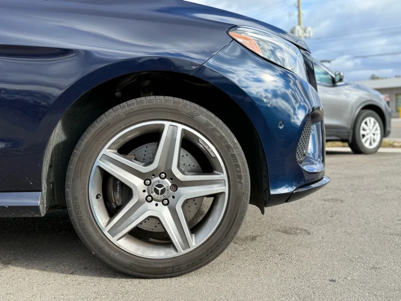 Mercedes-Benz GLE 400 4 MATIC * CARFAX* * АвтоКредит* (ЦЕНА ДО БГ), снимка 2 - Автомобили и джипове - 52628132