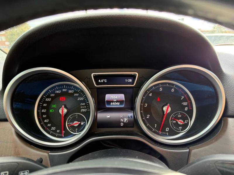 Mercedes-Benz GLE 400 4 MATIC * CARFAX* * АвтоКредит* (ЦЕНА ДО БГ), снимка 7 - Автомобили и джипове - 52628132