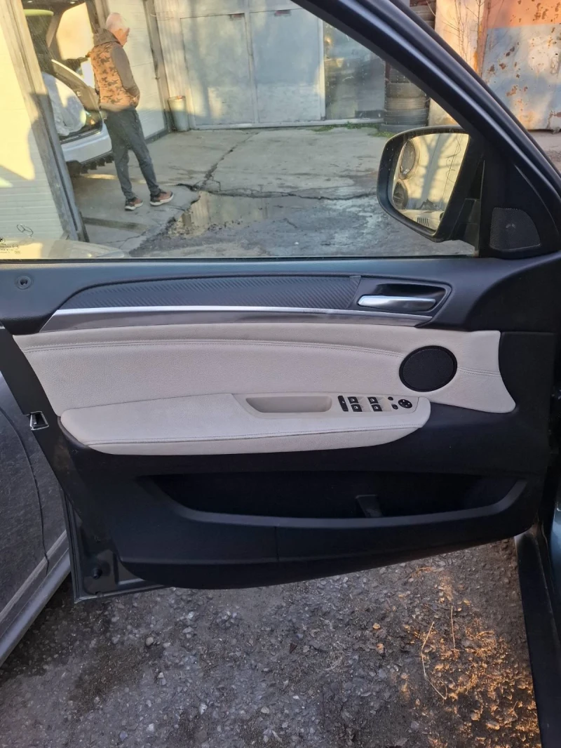 BMW X6 3.5D xdrive 19хил лв Януари, снимка 14 - Автомобили и джипове - 52971093