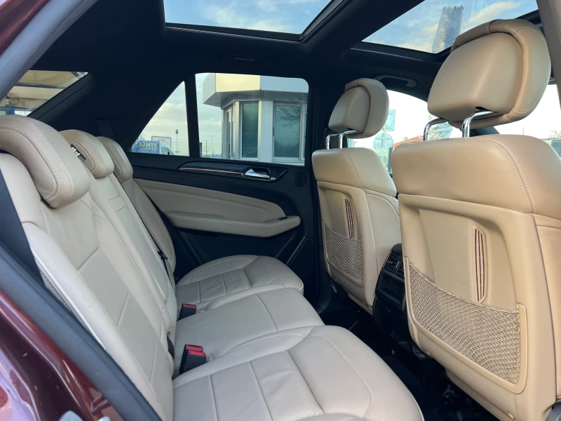 Mercedes-Benz ML 350 BE, 4-MAT, AMG LINE, PANO, DISTR, CAMERA, HARM, FU, снимка 12 - Автомобили и джипове - 53011056