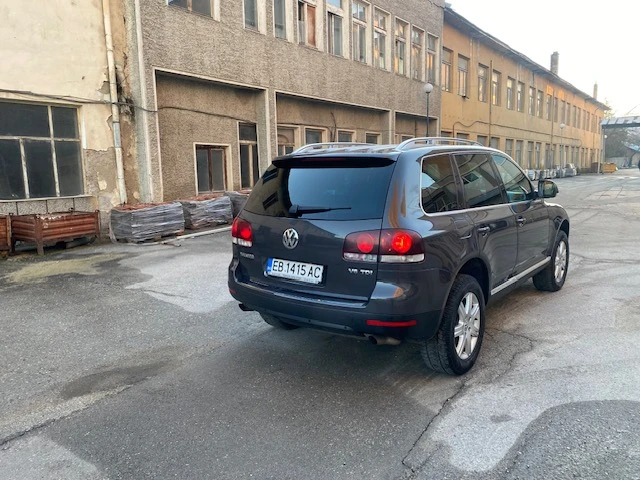 VW Touareg V6 3.0 TDI DPF (Aut), снимка 3 - Автомобили и джипове - 48677151