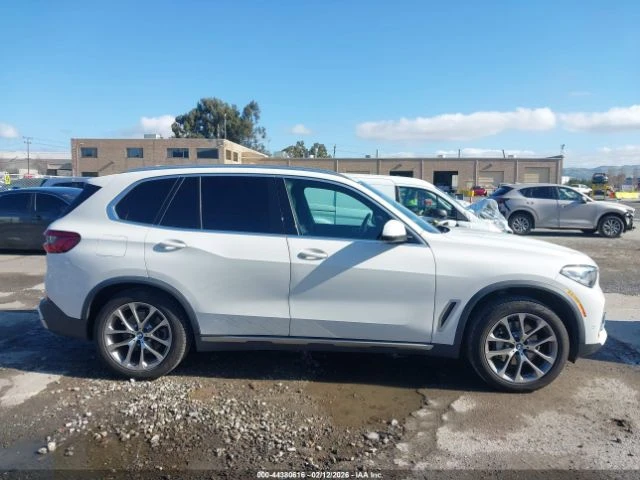 BMW X5 xDrive40i, снимка 7 - Автомобили и джипове - 53643614