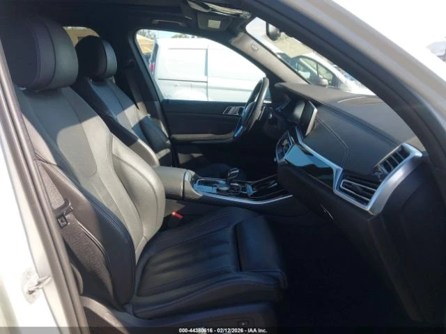 BMW X5 xDrive40i, снимка 10 - Автомобили и джипове - 53643614