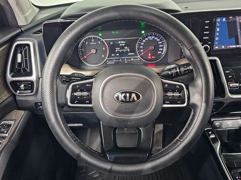Kia Sorento 2.2 Automatic, снимка 10 - Автомобили и джипове - 55579813