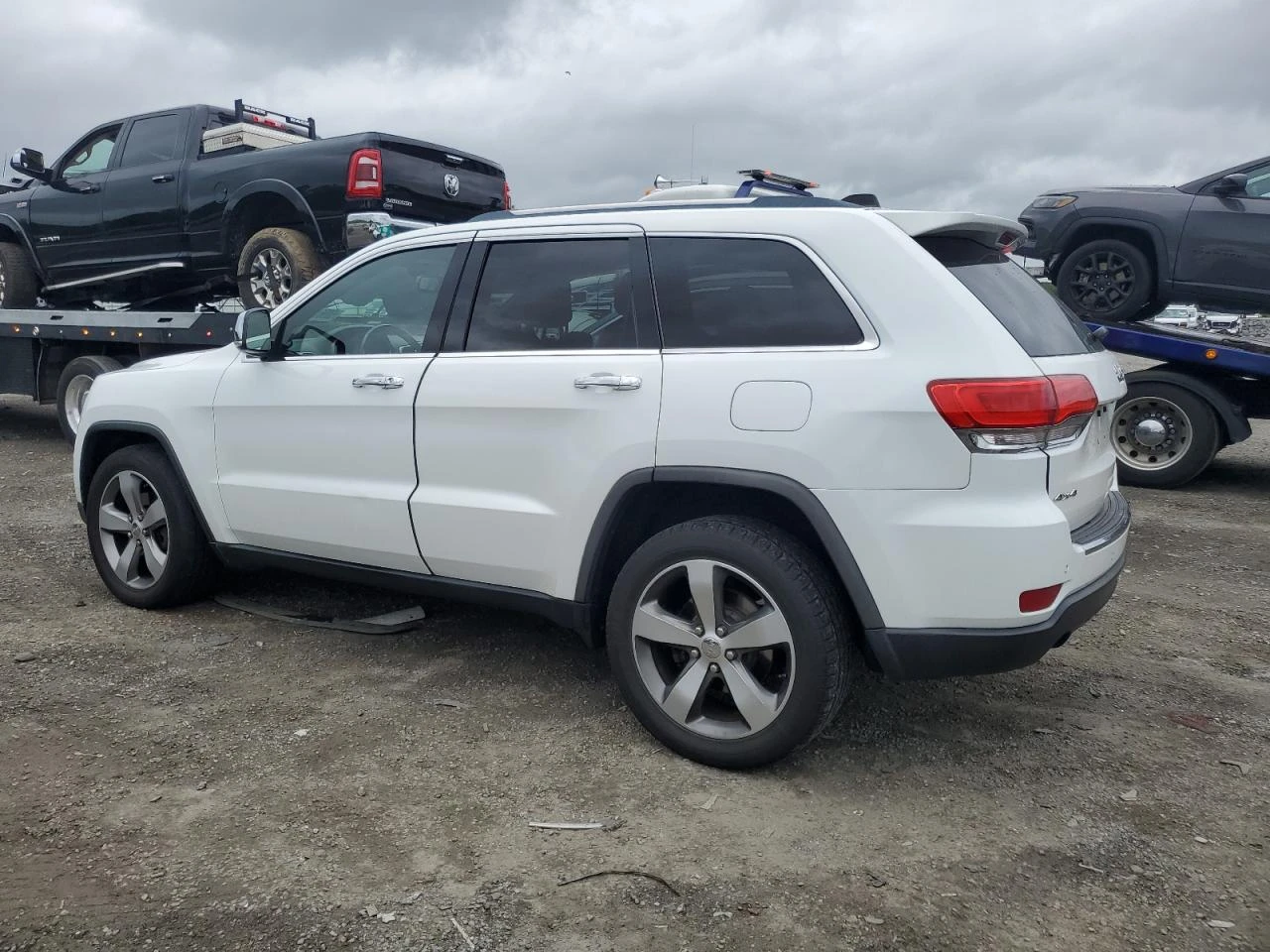 Jeep Grand cherokee LIMITED/4x4/Крайна цена до София/без щети - изображение 2