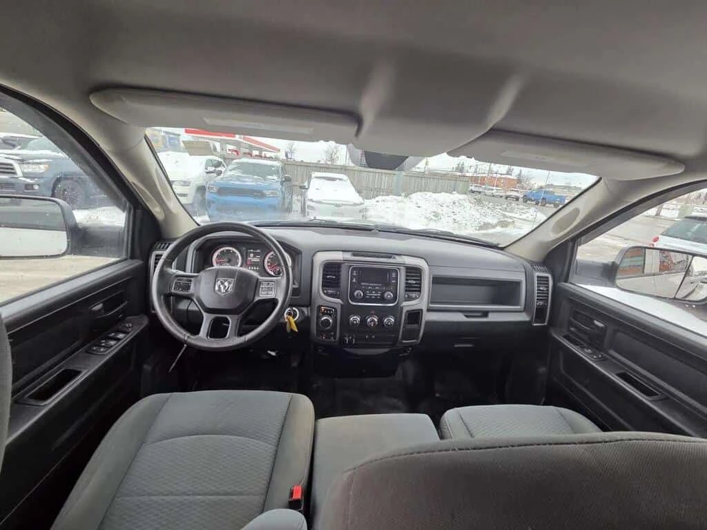 Dodge RAM 1500 * ST, 4X4, IRREPARABLE TITLE, ONLY 128KMS, WRITEOF | Mobile.bg � ����������� 12