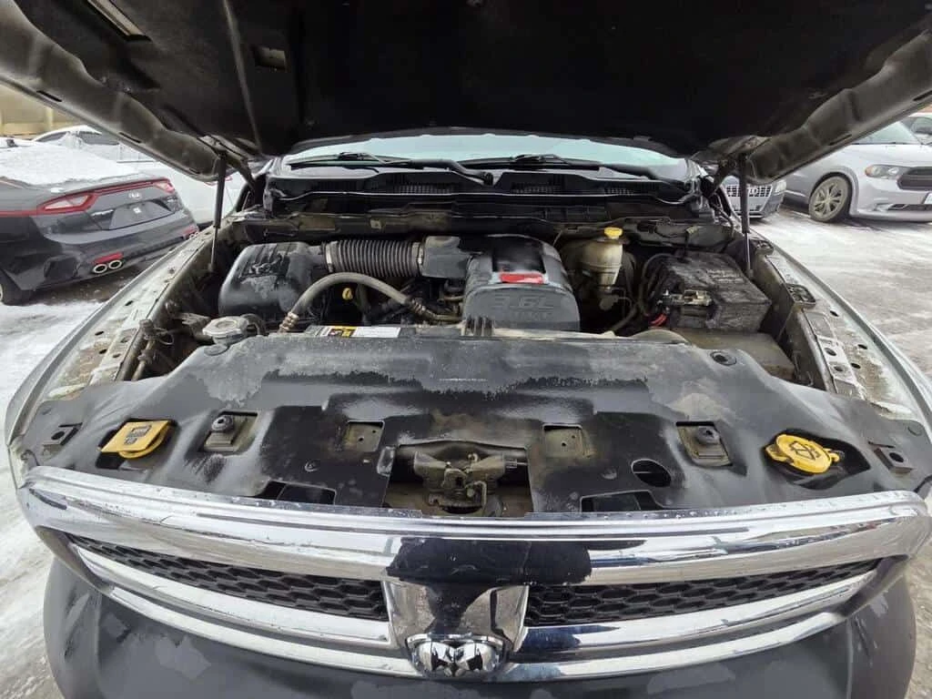 Dodge RAM 1500 * ST, 4X4, IRREPARABLE TITLE, ONLY 128KMS, WRITEOF | Mobile.bg � ����������� 9